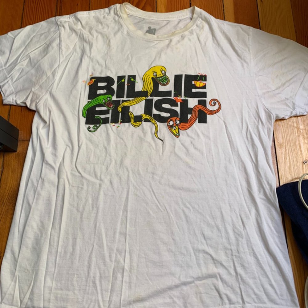 Billie Eilish Tshirt Size L